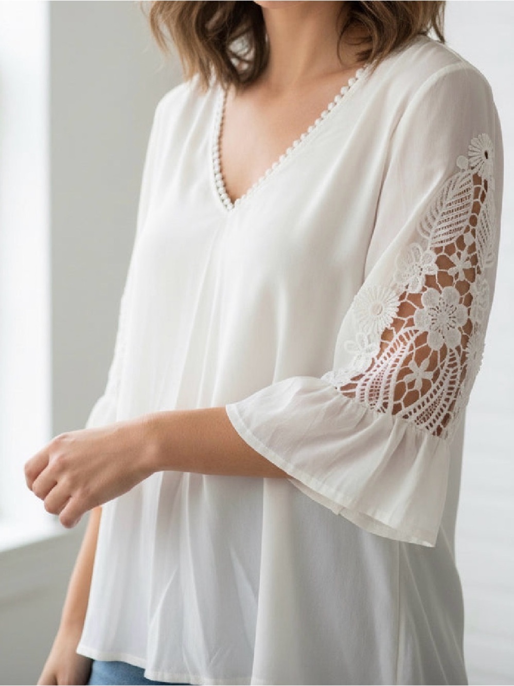 NWT Bohemian White Lace-Inlay Bell Sleeve Tunic | Size 2X